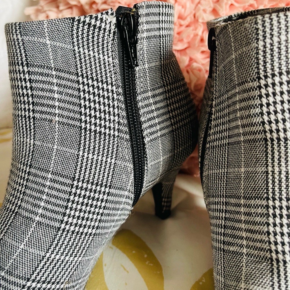 Booties - Picture 3 of 16
